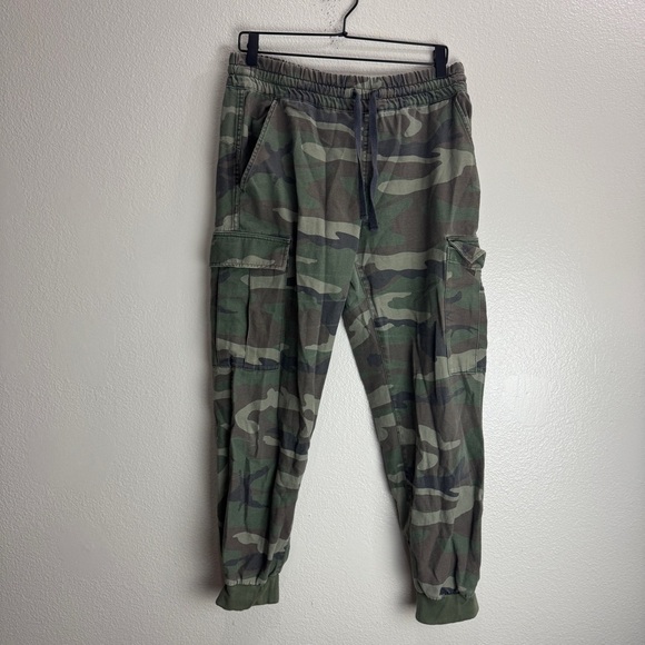 Pants - TNA Camo Cargo Pants Drawstring Size Medium